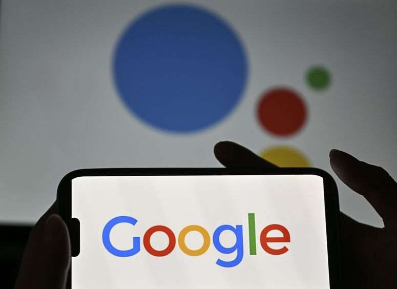 Google Assistant 1895844400