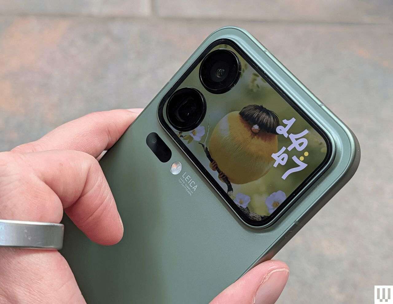 El nuevo Xiaomi 17 Pro desafía al iPhone 17 con una segunda pantalla en el módulo de cámaras