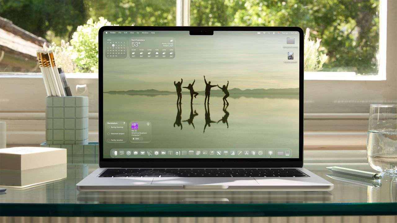 Liquid Glass, una de las decisiones de diseño más controversiales en la historia de Apple