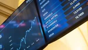 La opa hostil del BBVA transforma nuestra vida