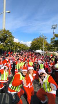Motoristas se unen en Alicante para la gran recogida de juguetes navideños