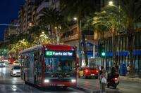 Alicante mejora el servicio de autobuses nocturnos durante Semana Santa