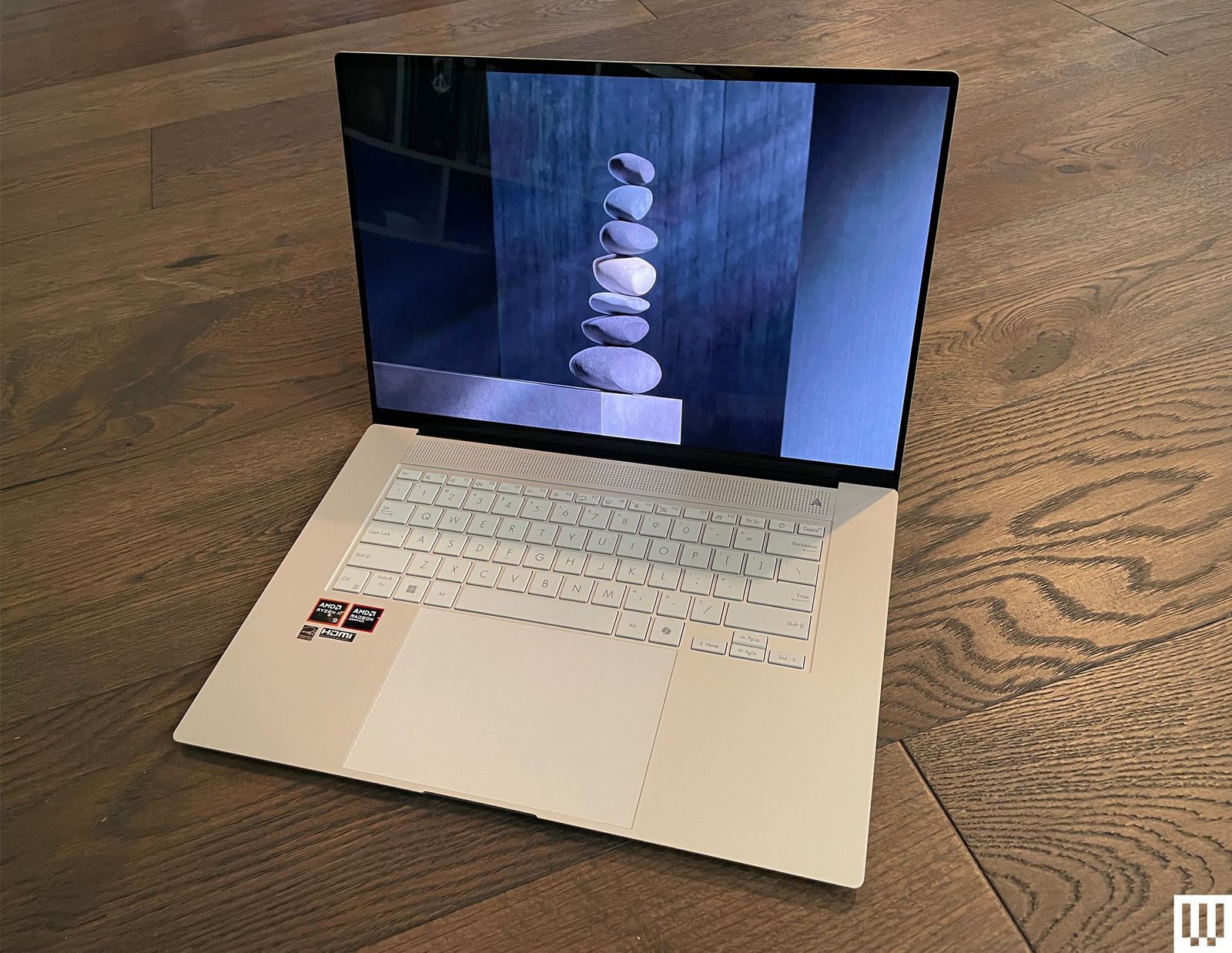 Asus Zenbook S 16