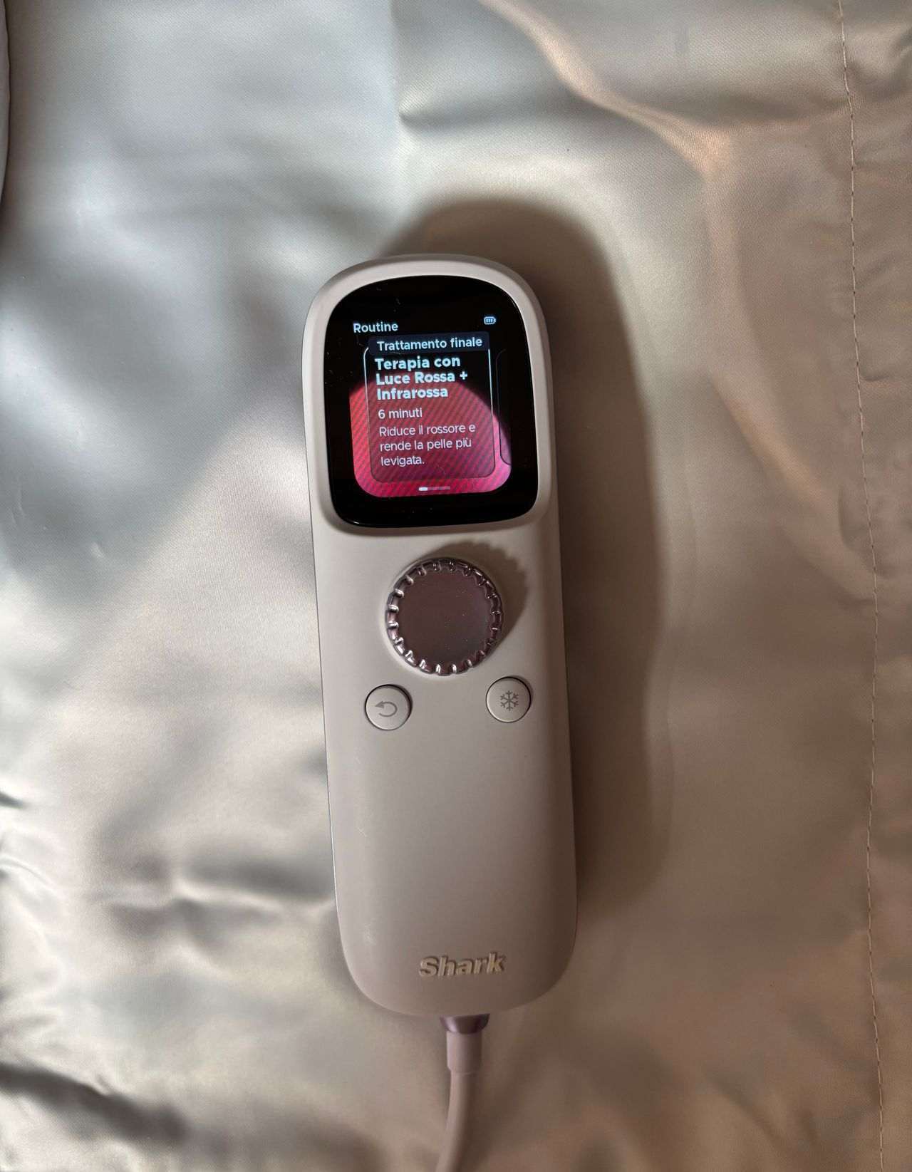 Reseña de Shark CryoGlow, la máscara LED que realiza crioterapia