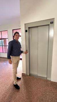 Renovación de ascensores en viviendas sociales de San Blas: un impulso para Alicante