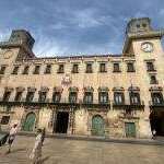 Rehabilitación de las torres de la Casa Consistorial: ¡Nuevas obras en marcha en Alicante!