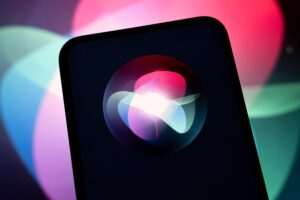 Un efímero romance veraniego con Siri AI: maravilloso pero fácilmente olvidable