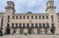 Alicante lanza ayudas de 200.000 euros para impulsar el comercio, la hostelería y los mercados locales