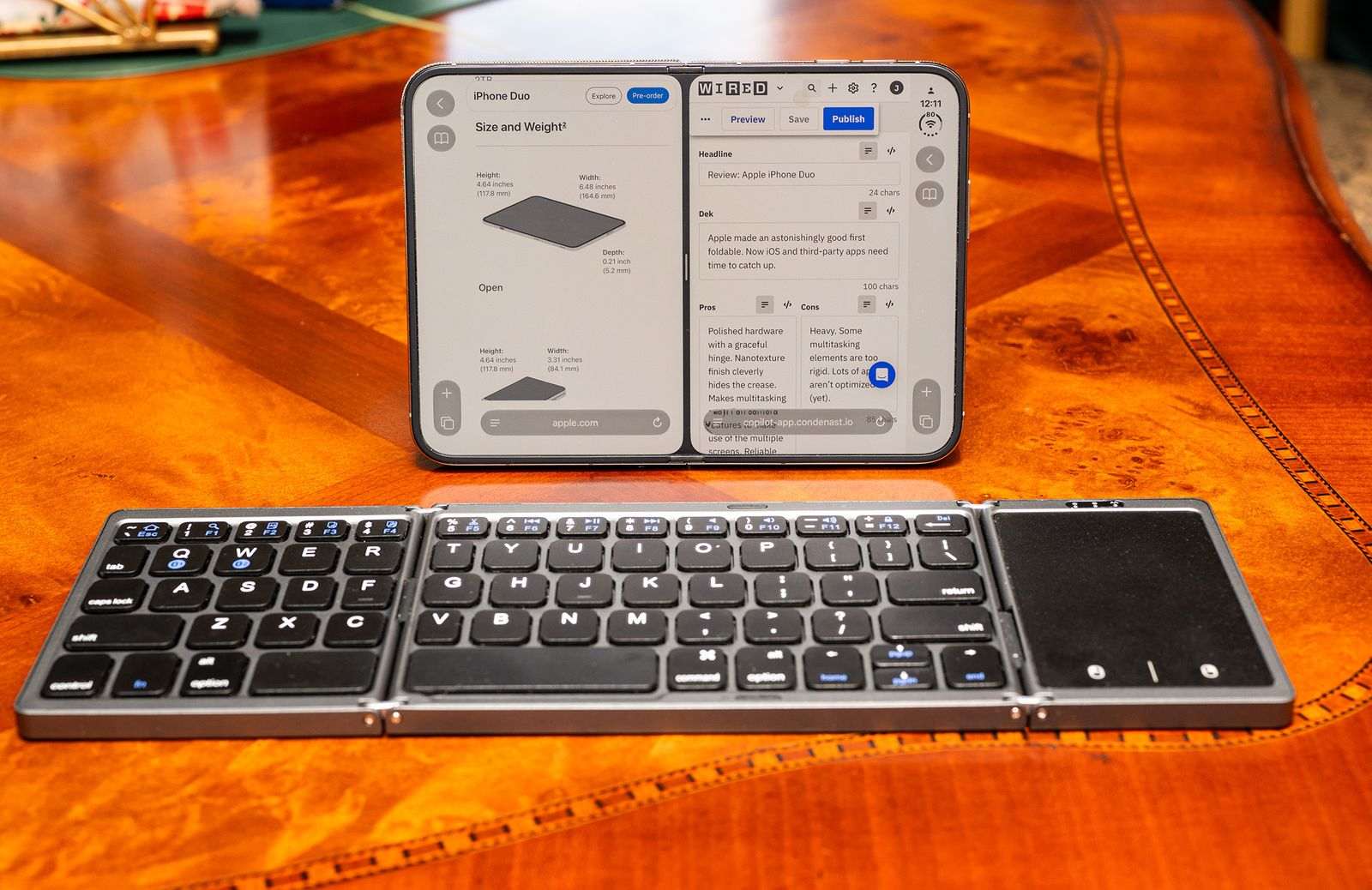 iPhone Duo con teclado.