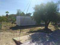 Intervención policial detiene la construcción ilegal de una vivienda prefabricada en La Cañada